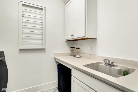 565 Old Ashbury Road Westfield IN 46074