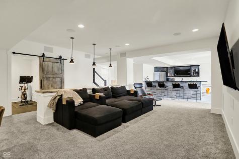 565 Old Ashbury Road Westfield IN 46074