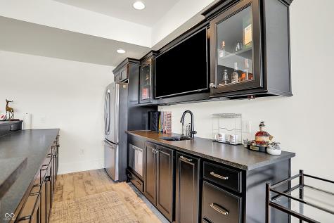 565 Old Ashbury Road Westfield IN 46074