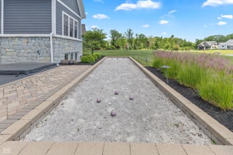 565 Old Ashbury Road Westfield IN 46074