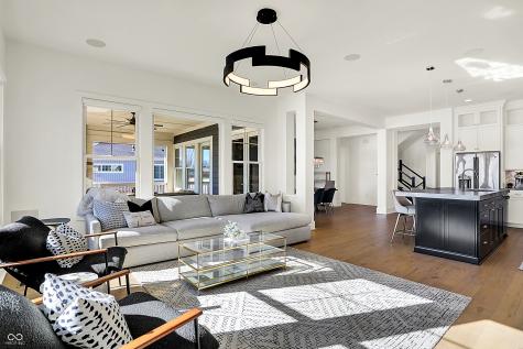 565 Old Ashbury Road Westfield IN 46074