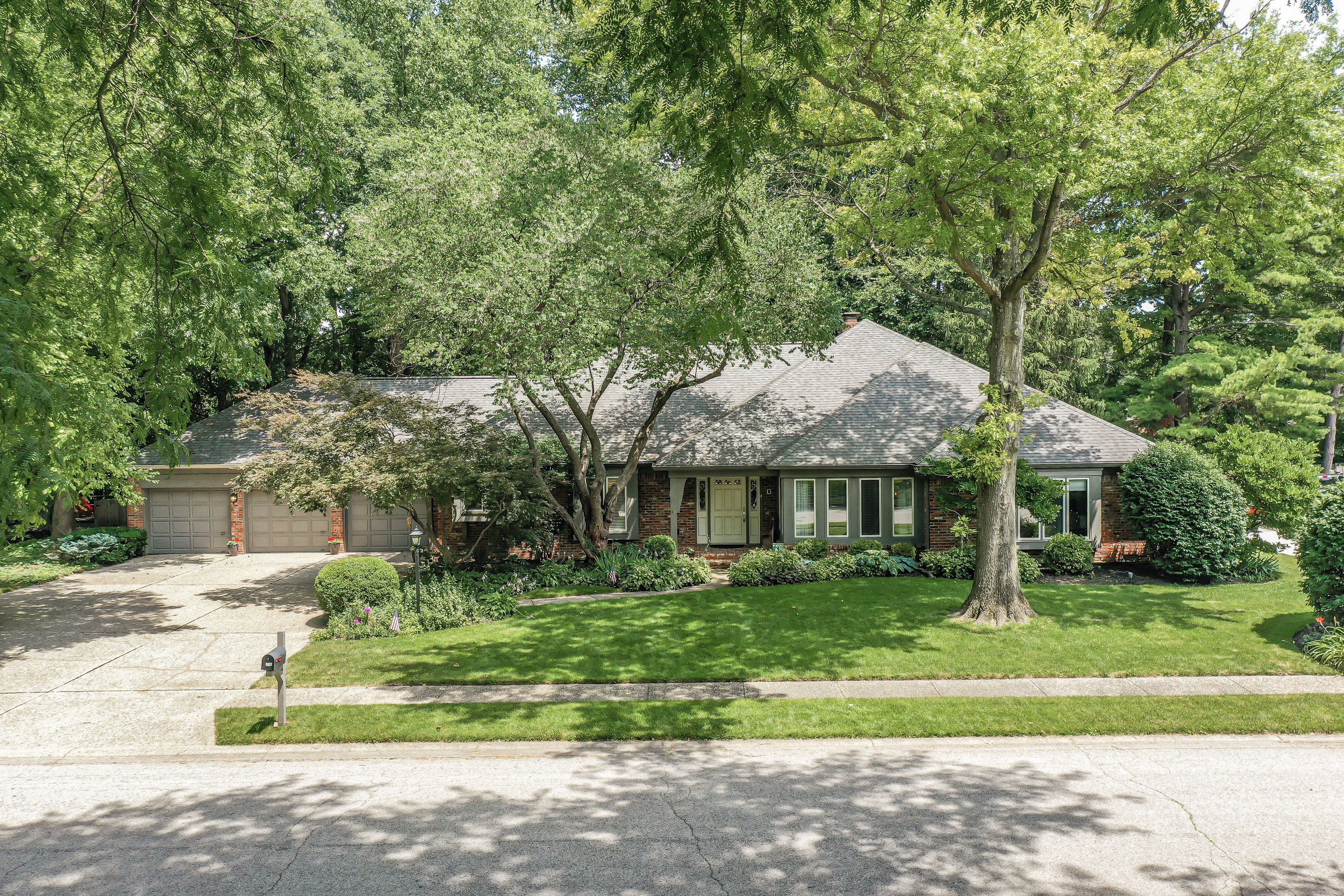 11651 Valleybrook Place Carmel IN 46033