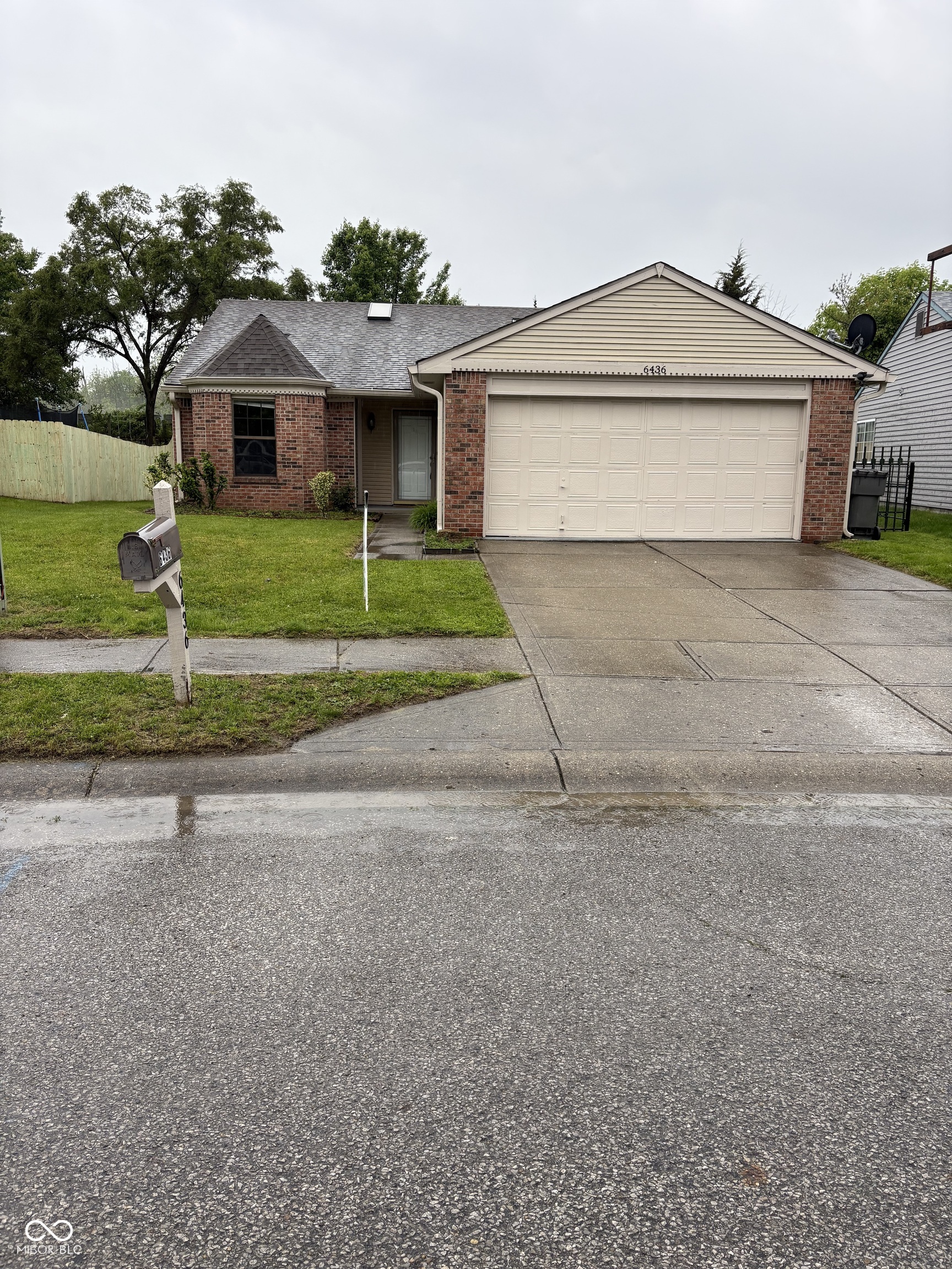 6436 Perry Pines Court Indianapolis IN 46237