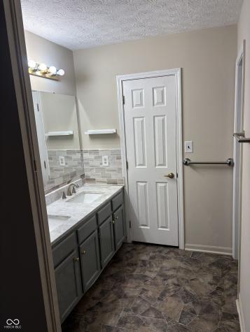 6436 Perry Pines Court Indianapolis IN 46237