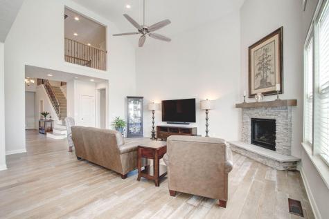 3823 Sugar Pine Lane Zionsville IN 46077