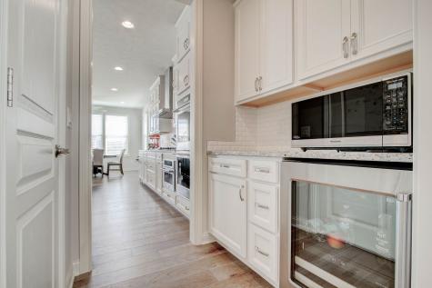 3823 Sugar Pine Lane Zionsville IN 46077
