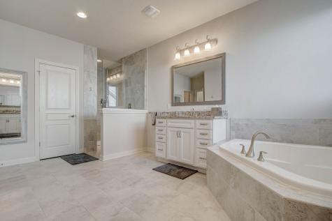 3823 Sugar Pine Lane Zionsville IN 46077