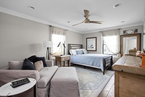 550 N Elm Street Zionsville IN 46077