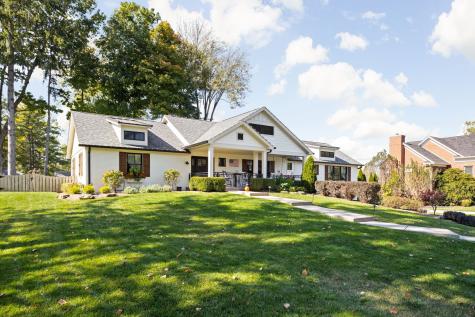 550 N Elm Street Zionsville IN 46077