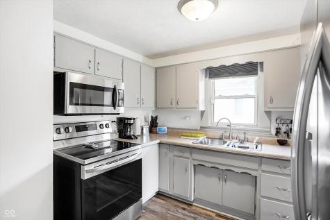 2619 E Bradbury Avenue Indianapolis IN 46203