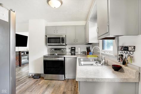 2619 E Bradbury Avenue Indianapolis IN 46203