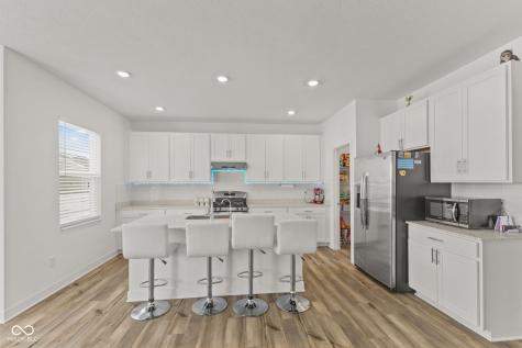 7234 Darley Lane Indianapolis IN 46259