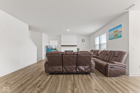 7234 Darley Lane Indianapolis IN 46259
