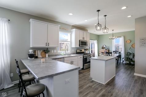 1384 Tanager Way Greenwood IN 46143