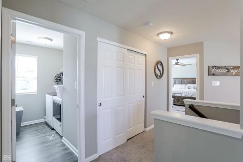 1384 Tanager Way Greenwood IN 46143
