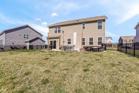 1384 Tanager Way Greenwood IN 46143