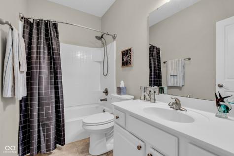 2575 Buckland Street Carmel IN 46032