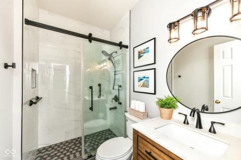 5251 Cheyenne Moon Carmel IN 46033