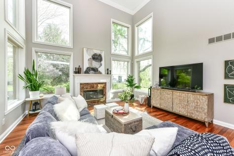 5251 Cheyenne Moon Carmel IN 46033