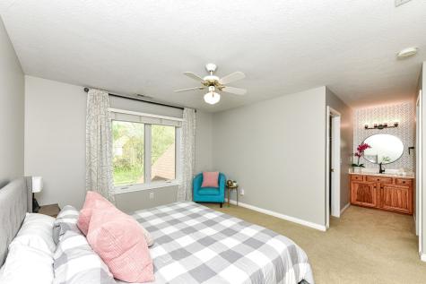 5251 Cheyenne Moon Carmel IN 46033