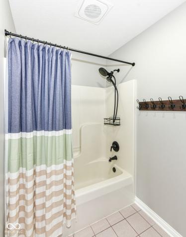 5251 Cheyenne Moon Carmel IN 46033