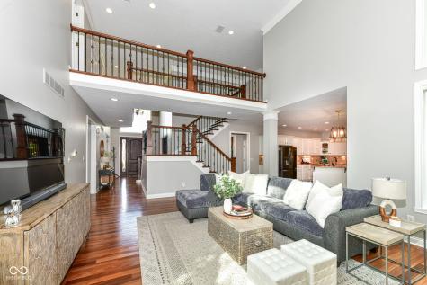 5251 Cheyenne Moon Carmel IN 46033