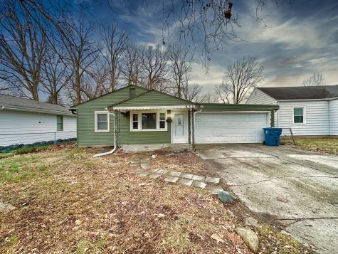 930 Cecil Avenue Indianapolis IN 46219