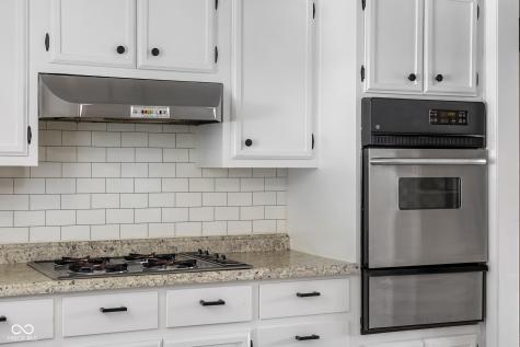 758 N Cherry Street Columbus IN 47201