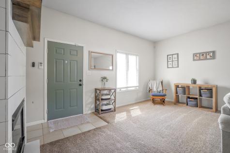 758 N Cherry Street Columbus IN 47201