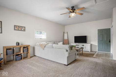 758 N Cherry Street Columbus IN 47201