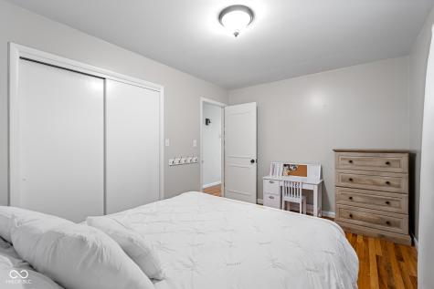 758 N Cherry Street Columbus IN 47201