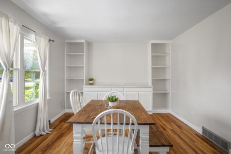 758 N Cherry Street Columbus IN 47201