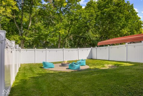 758 N Cherry Street Columbus IN 47201