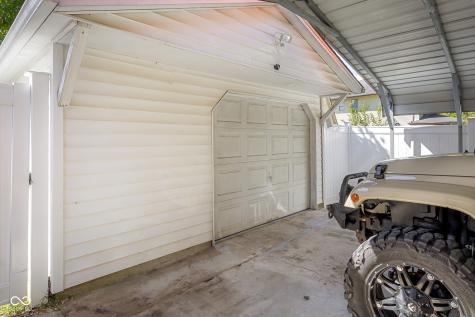 758 N Cherry Street Columbus IN 47201