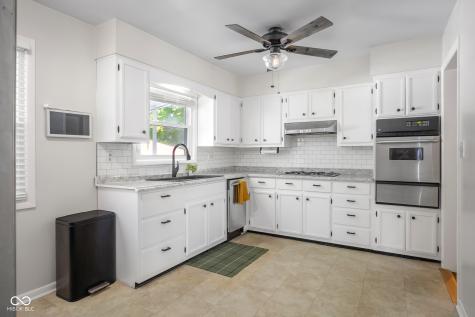 758 N Cherry Street Columbus IN 47201