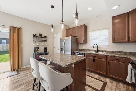 211 Thistlewood Drive Greenfield IN 46140