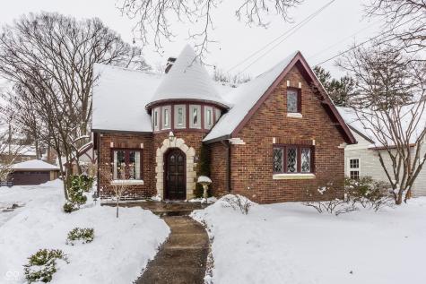 35 E 56th Street Indianapolis IN 46220