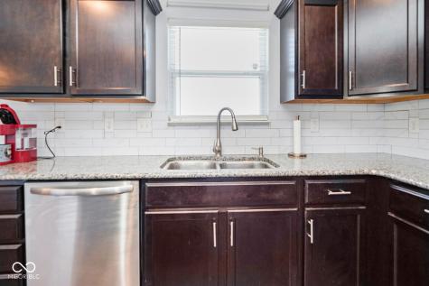 992 Cherry Tree Lane Greenwood IN 46143