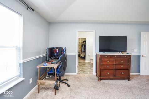 992 Cherry Tree Lane Greenwood IN 46143