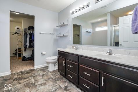 992 Cherry Tree Lane Greenwood IN 46143