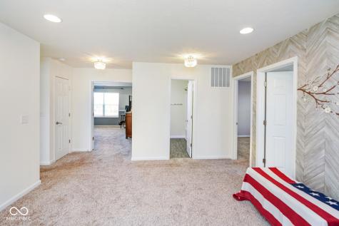 992 Cherry Tree Lane Greenwood IN 46143