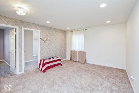 992 Cherry Tree Lane Greenwood IN 46143