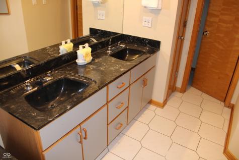7577 Ballinshire S Indianapolis IN 46254