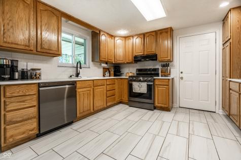 1638 Lutherwood Drive Indianapolis IN 46219