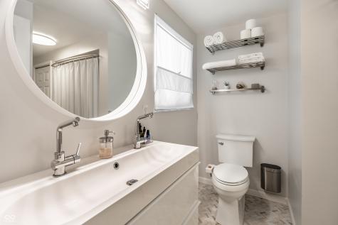 1638 Lutherwood Drive Indianapolis IN 46219