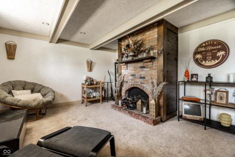 1638 Lutherwood Drive Indianapolis IN 46219
