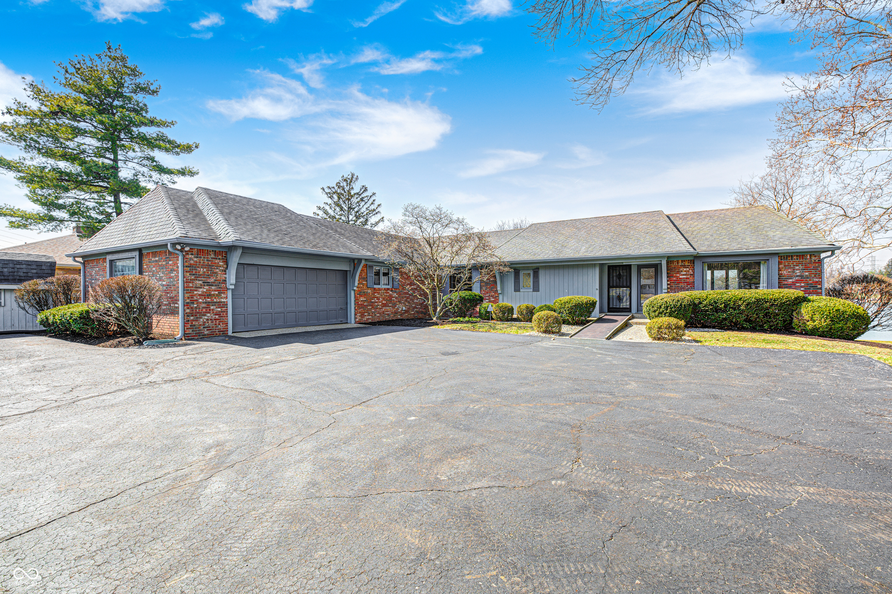 5406 Allisonville Road Indianapolis IN 46220
