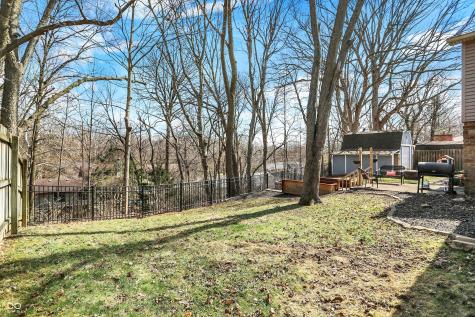 8211 Taunton Road Indianapolis IN 46260