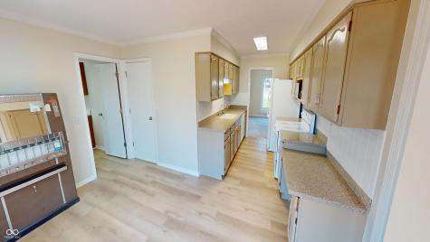 229 E Village Drive Carmel IN 46032