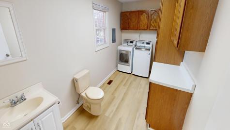229 E Village Drive Carmel IN 46032